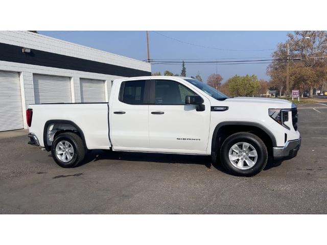 2025 GMC Sierra 1500 Vehicle Photo in TURLOCK, CA 95380-4918