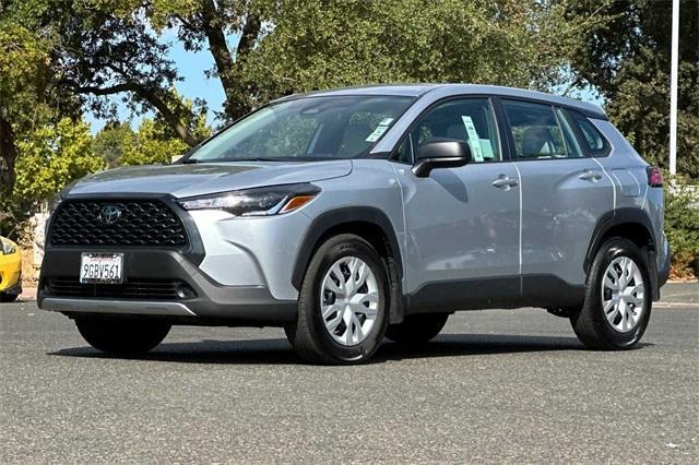 2023 Toyota Corolla Cross Vehicle Photo in ELK GROVE, CA 95757-8703