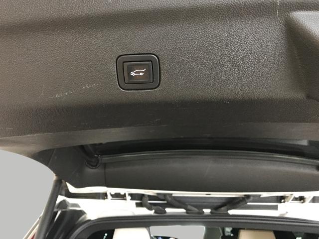 2021 Cadillac Escalade ESV Vehicle Photo in GREEN BAY, WI 54303-3330