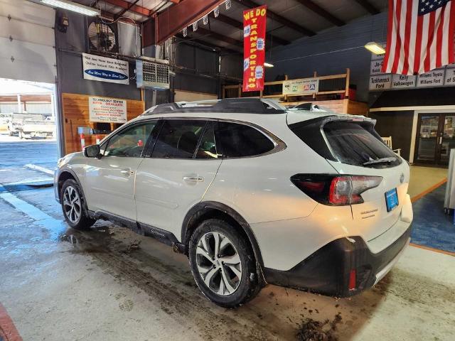 2020 Subaru Outback Vehicle Photo in Akron, OH 44312