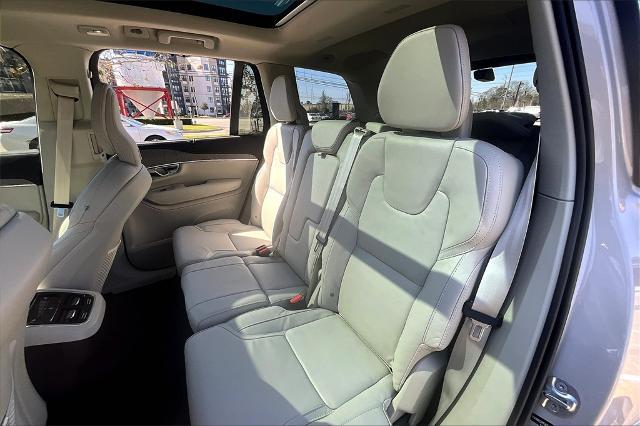 2025 Volvo XC90 Vehicle Photo in Houston, TX 77007