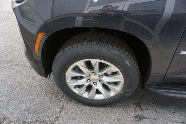 2025 Chevrolet Suburban Vehicle Photo in FAIRMONT, WV 26554-2318