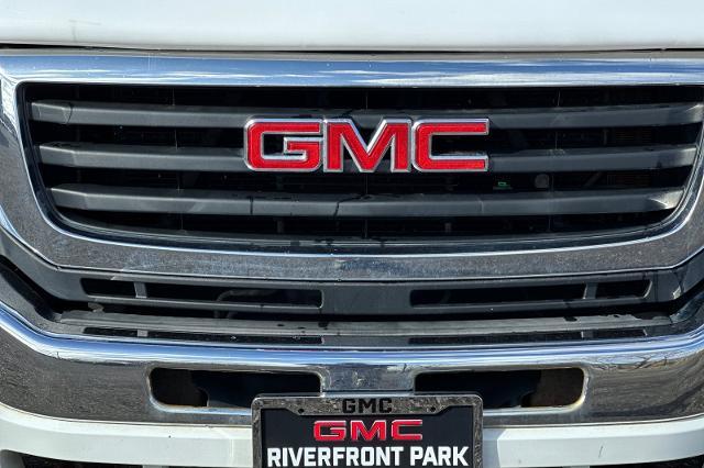 2004 GMC Sierra 2500 HD Vehicle Photo in SPOKANE, WA 99202-2191