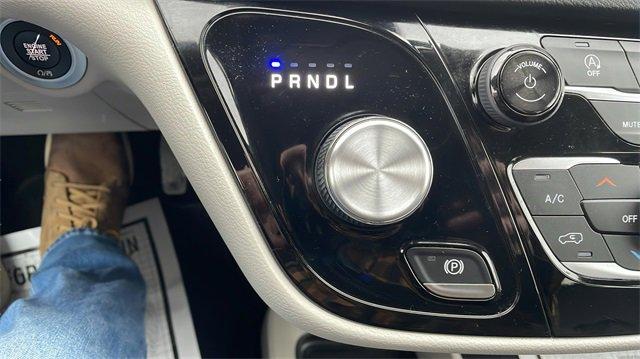 2018 Chrysler Pacifica Vehicle Photo in THOMPSONTOWN, PA 17094-9014