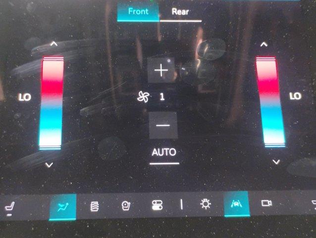 2025 Cadillac Escalade Vehicle Photo in PINEVILLE, NC 28134-8495