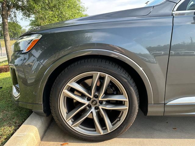 2025 Audi SQ7 Vehicle Photo in HOUSTON, TX 77090