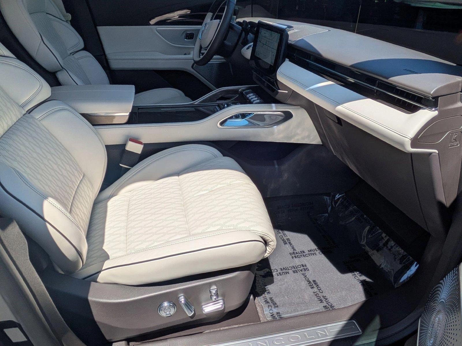 2024 Lincoln Nautilus Vehicle Photo in Clearwater, FL 33765