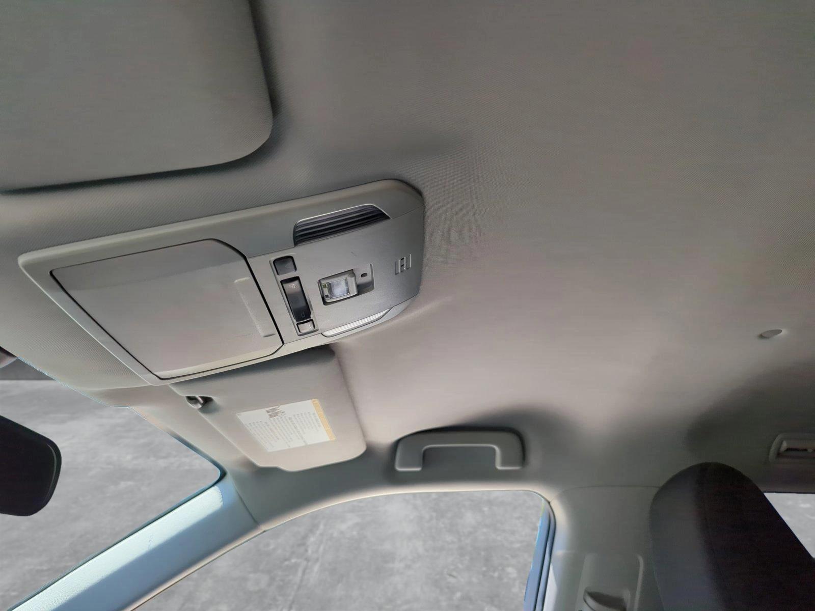 2022 Toyota Highlander Vehicle Photo in Pembroke Pines, FL 33027