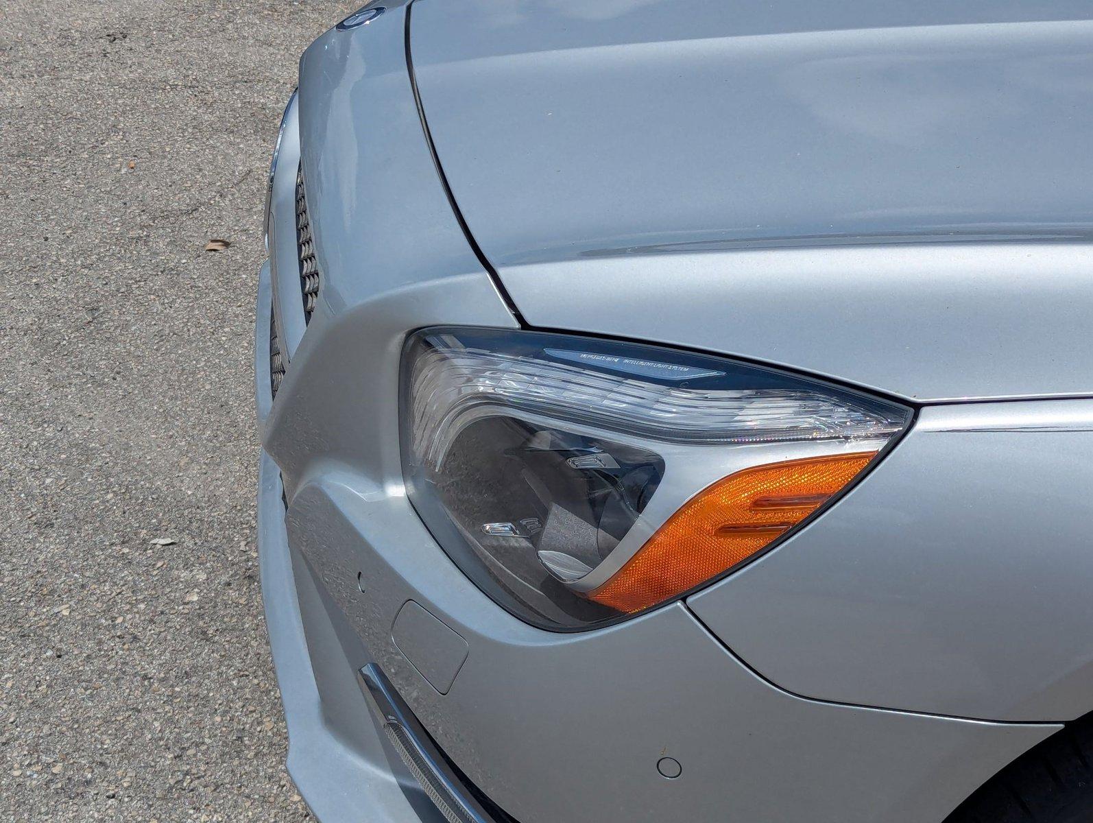 2013 Mercedes-Benz SL-Class Vehicle Photo in Delray Beach, FL 33444