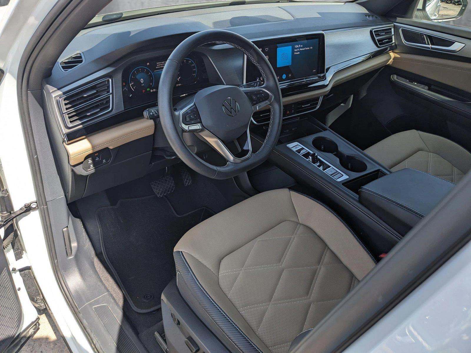 2024 Volkswagen Atlas Cross Sport Vehicle Photo in HOUSTON, TX 77034-5009