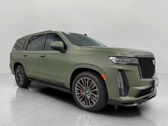 2024 Cadillac Escalade Vehicle Photo in NEENAH, WI 54956-2243