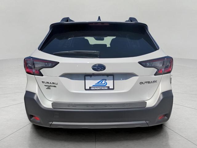 2025 Subaru Outback Vehicle Photo in Green Bay, WI 54304