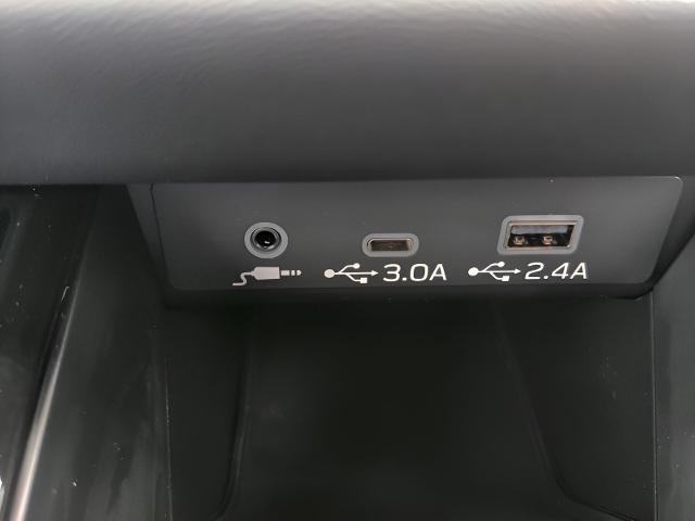 2025 Subaru Outback Vehicle Photo in Green Bay, WI 54304