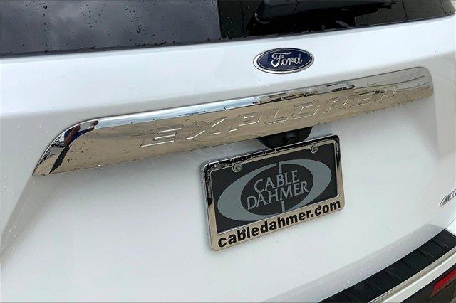 2023 Ford Explorer Vehicle Photo in TOPEKA, KS 66609-0000
