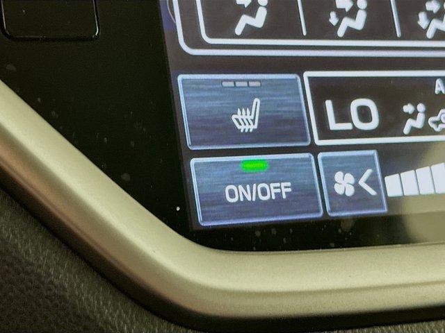 2025 Subaru Ascent Vehicle Photo in Doylestown, PA 18902