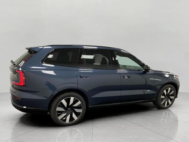 2025 Volvo EX90 Vehicle Photo in Appleton, WI 54913