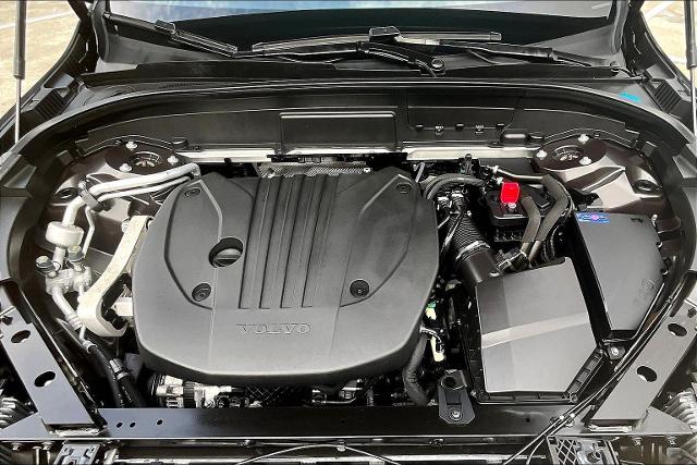 2022 Volvo XC60 Vehicle Photo in Houston, TX 77007