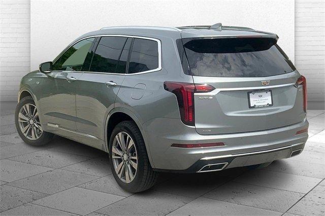 2025 Cadillac XT6 Vehicle Photo in KANSAS CITY, MO 64114-4545