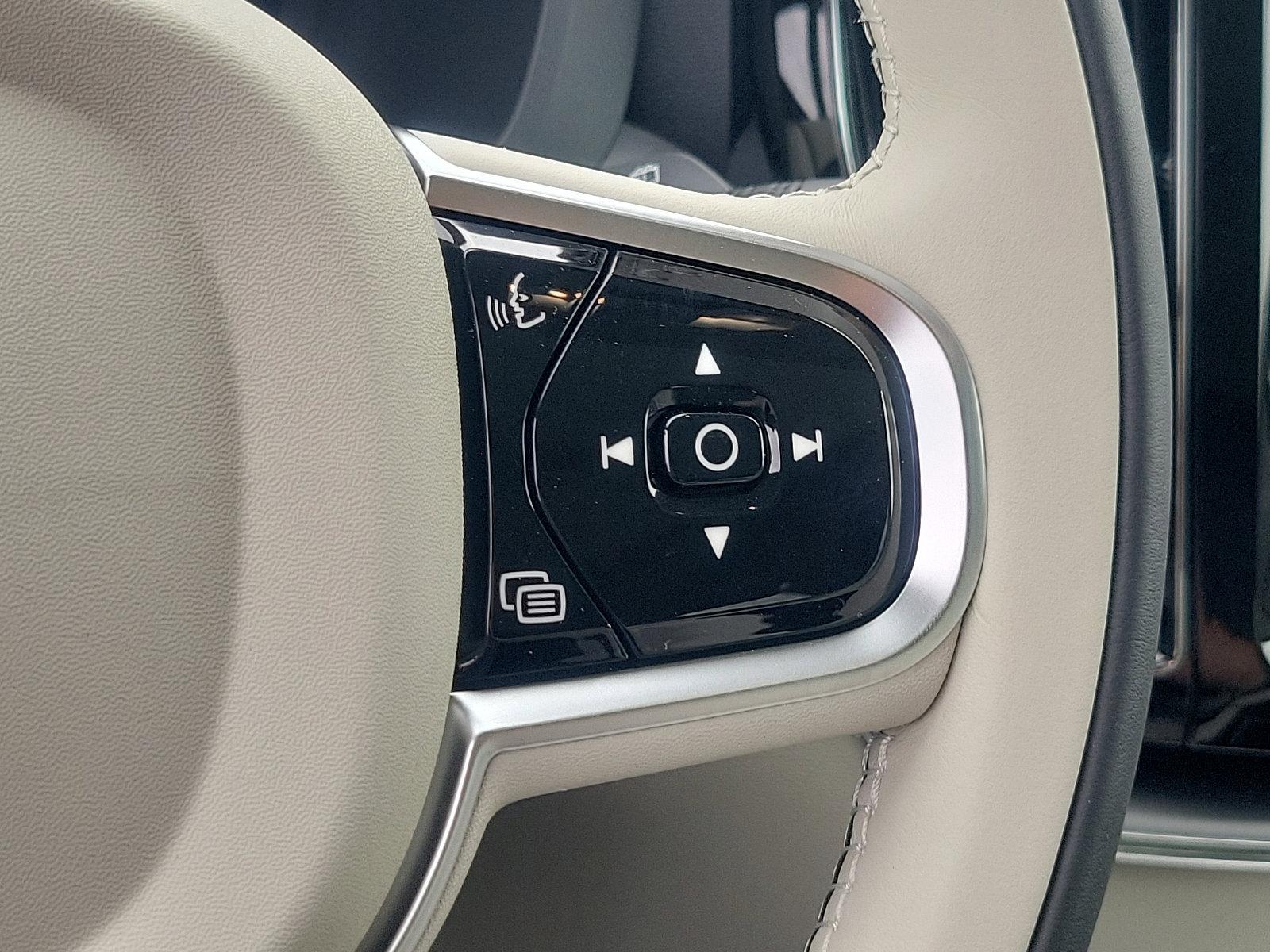2025 Volvo XC60 Vehicle Photo in Trevose, PA 19053