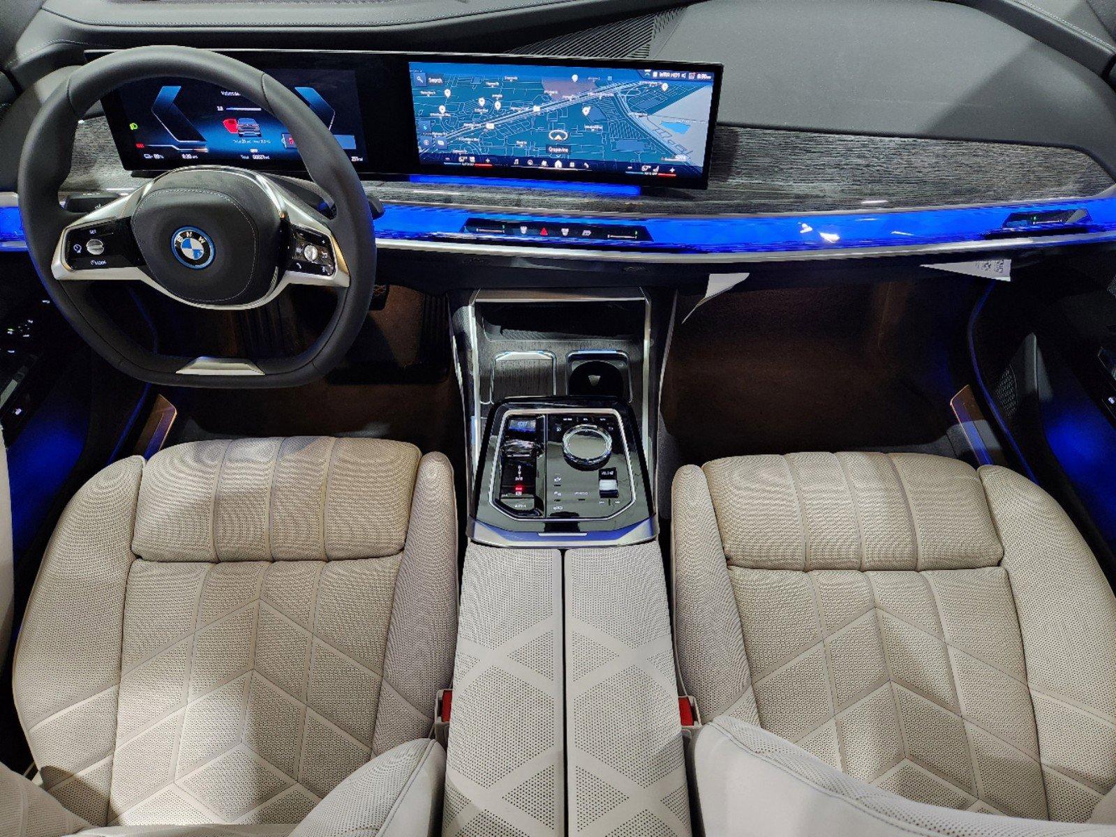 2024 BMW i7 Vehicle Photo in GRAPEVINE, TX 76051