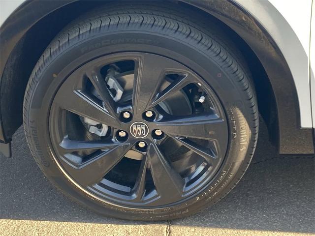 2024 Buick Envision Vehicle Photo in GOODYEAR, AZ 85338-1310