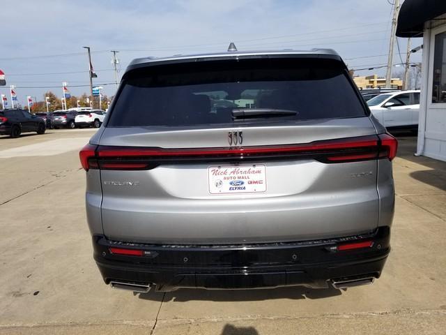 2025 Buick Enclave Vehicle Photo in ELYRIA, OH 44035-6349