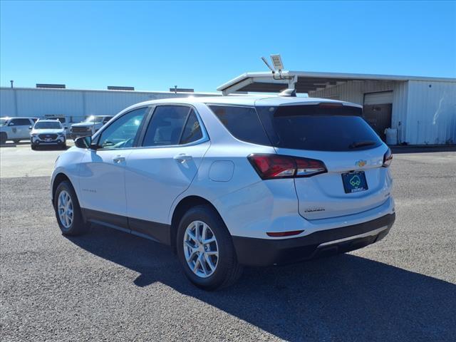 2024 Chevrolet Equinox Vehicle Photo in NEDERLAND, TX 77627-8017