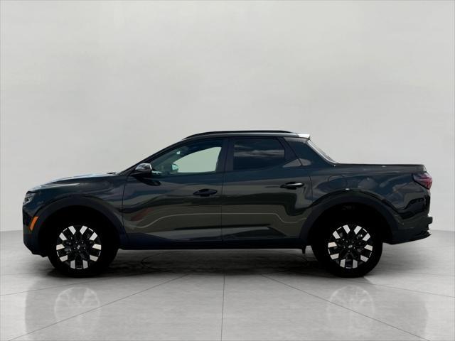 2025 Hyundai SANTA CRUZ Vehicle Photo in Green Bay, WI 54304