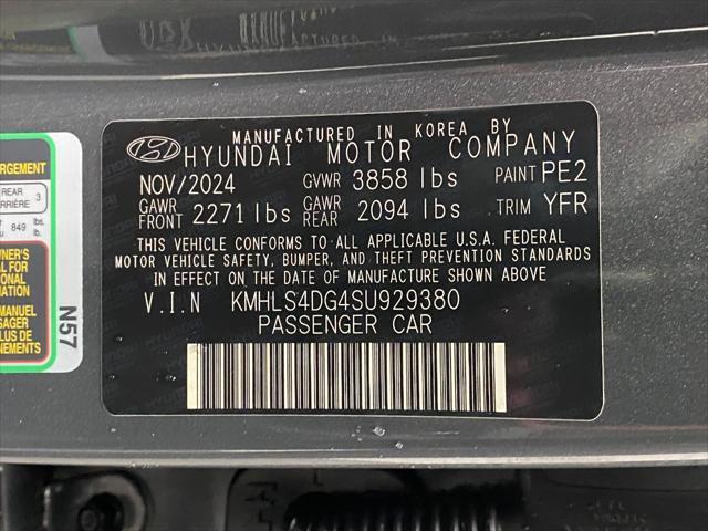 2025 Hyundai ELANTRA Vehicle Photo in Appleton, WI 54913