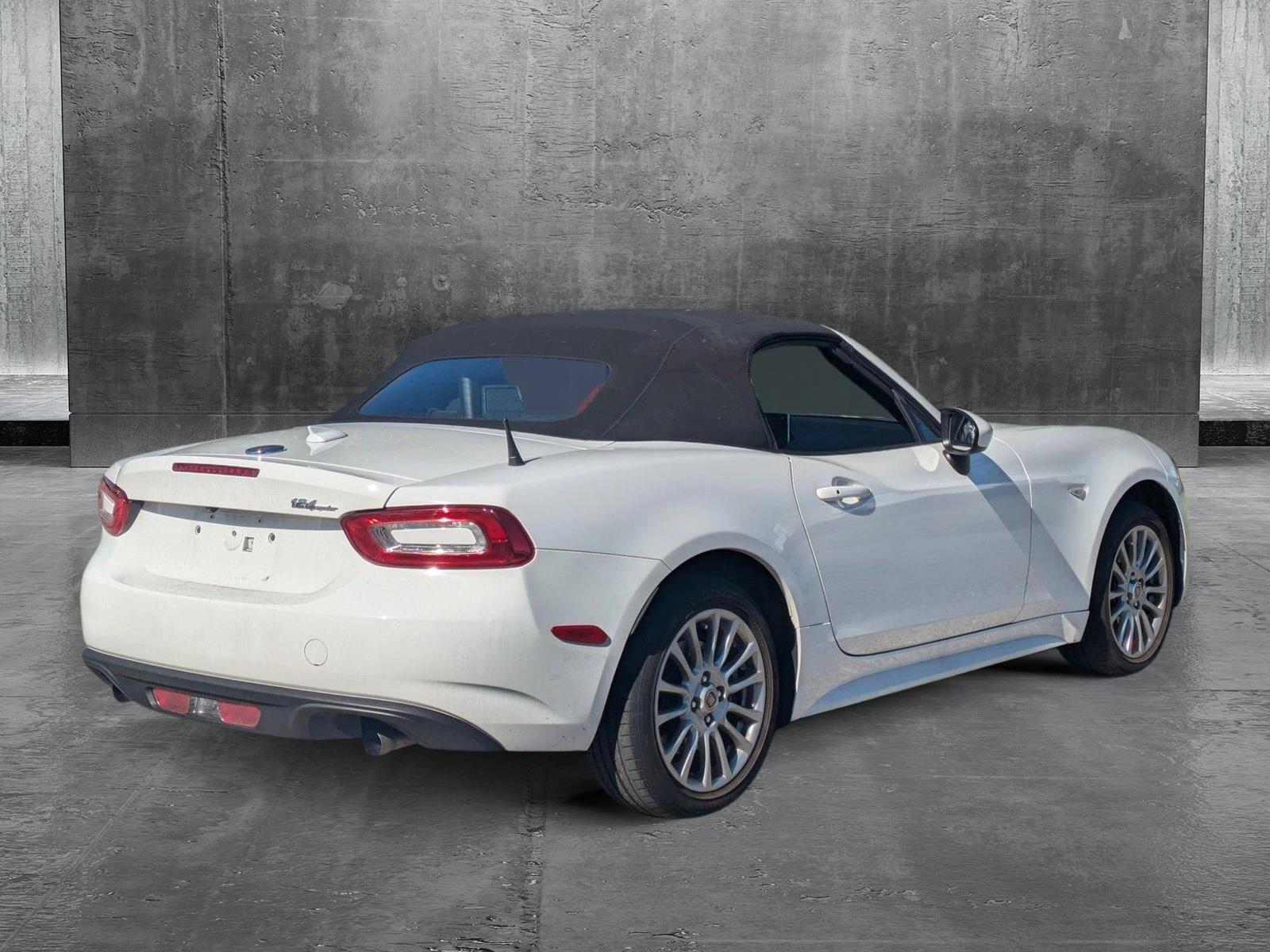 2020 FIAT 124 Spider Vehicle Photo in Sarasota, FL 34231