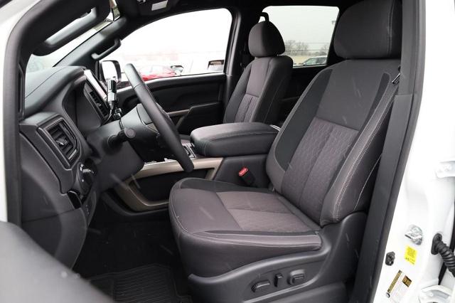 2024 Nissan Titan Vehicle Photo in Ballwin, MO 63011