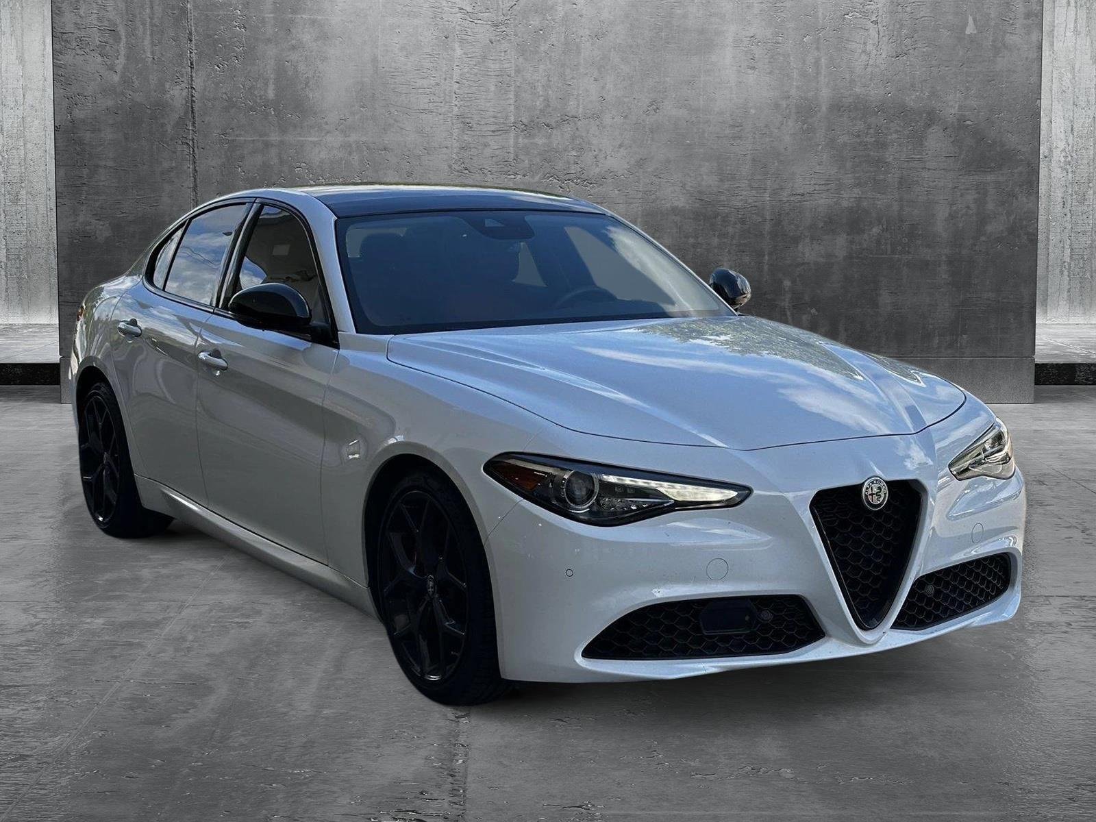 2020 Alfa Romeo Giulia Vehicle Photo in Hollywood, FL 33021