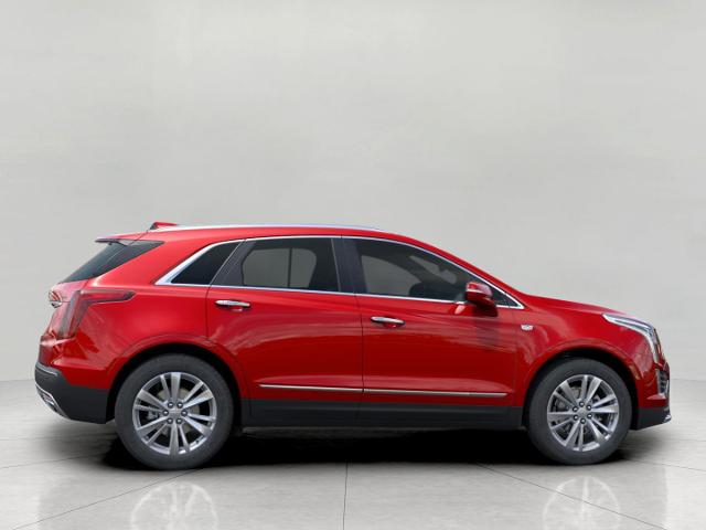 2025 Cadillac XT5 Vehicle Photo in GREEN BAY, WI 54303-3330