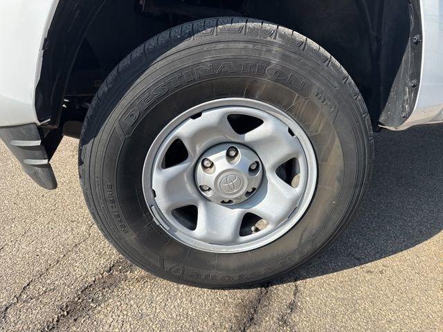 2023 Toyota Tacoma 4WD Vehicle Photo in MEDINA, OH 44256-9631