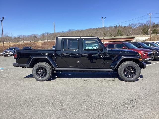 2022 Jeep Gladiator Vehicle Photo in Gardner, MA 01440