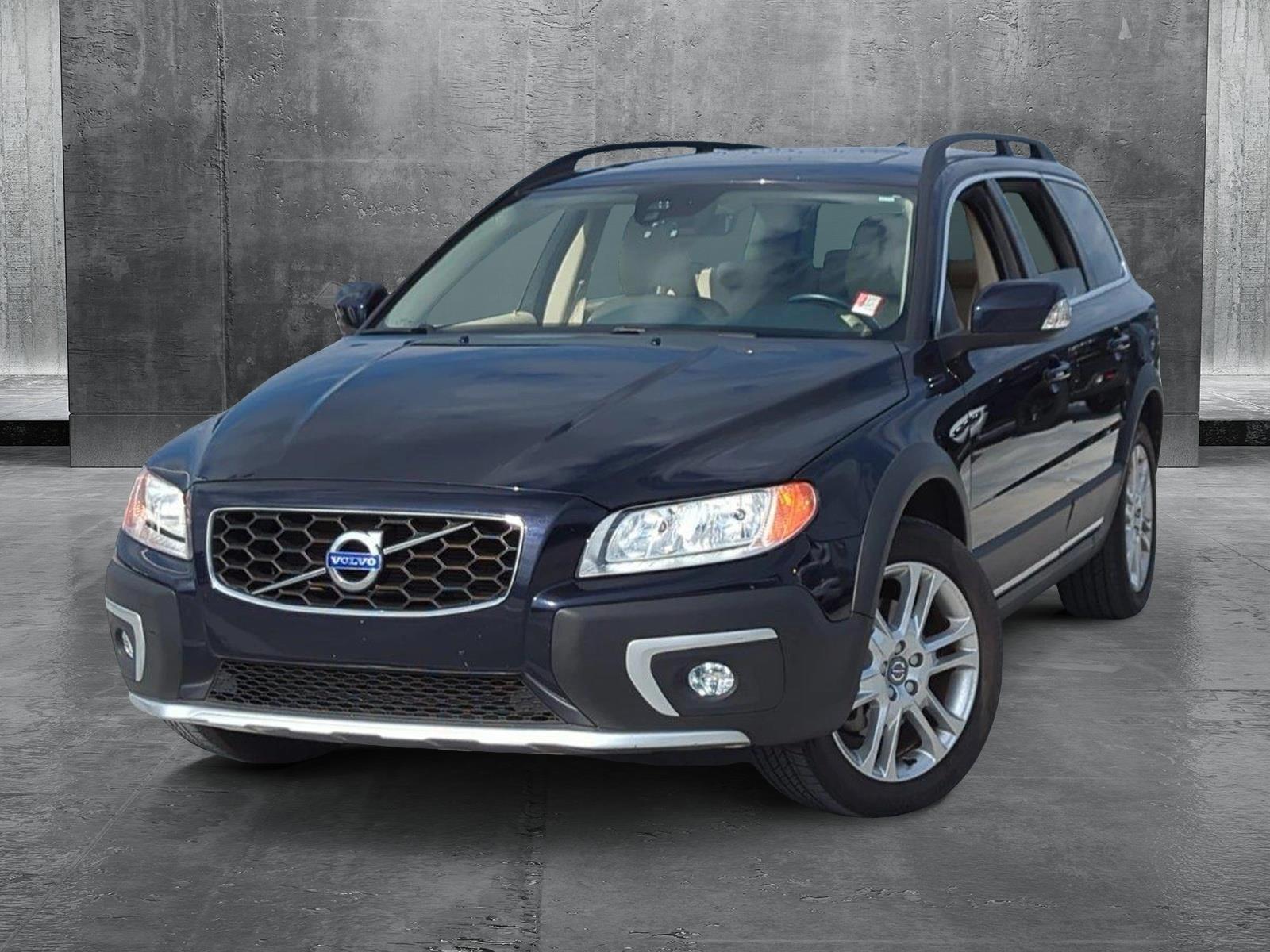 2016 Volvo XC70 Vehicle Photo in Ft. Myers, FL 33907