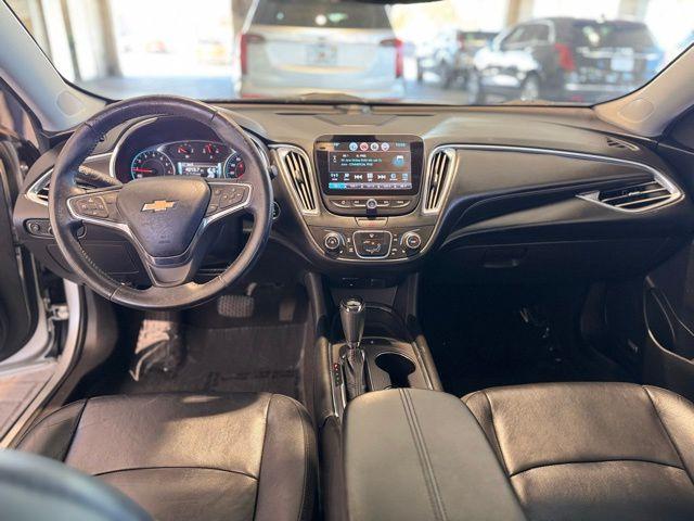 2017 Chevrolet Malibu Vehicle Photo in DELRAY BEACH, FL 33483-3294