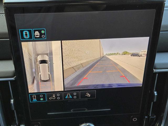 2025 GMC Yukon XL Vehicle Photo in DALLAS, TX 75209-3016