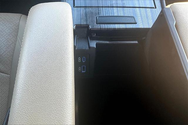 2021 Toyota Sienna Vehicle Photo in Houston, TX 77007