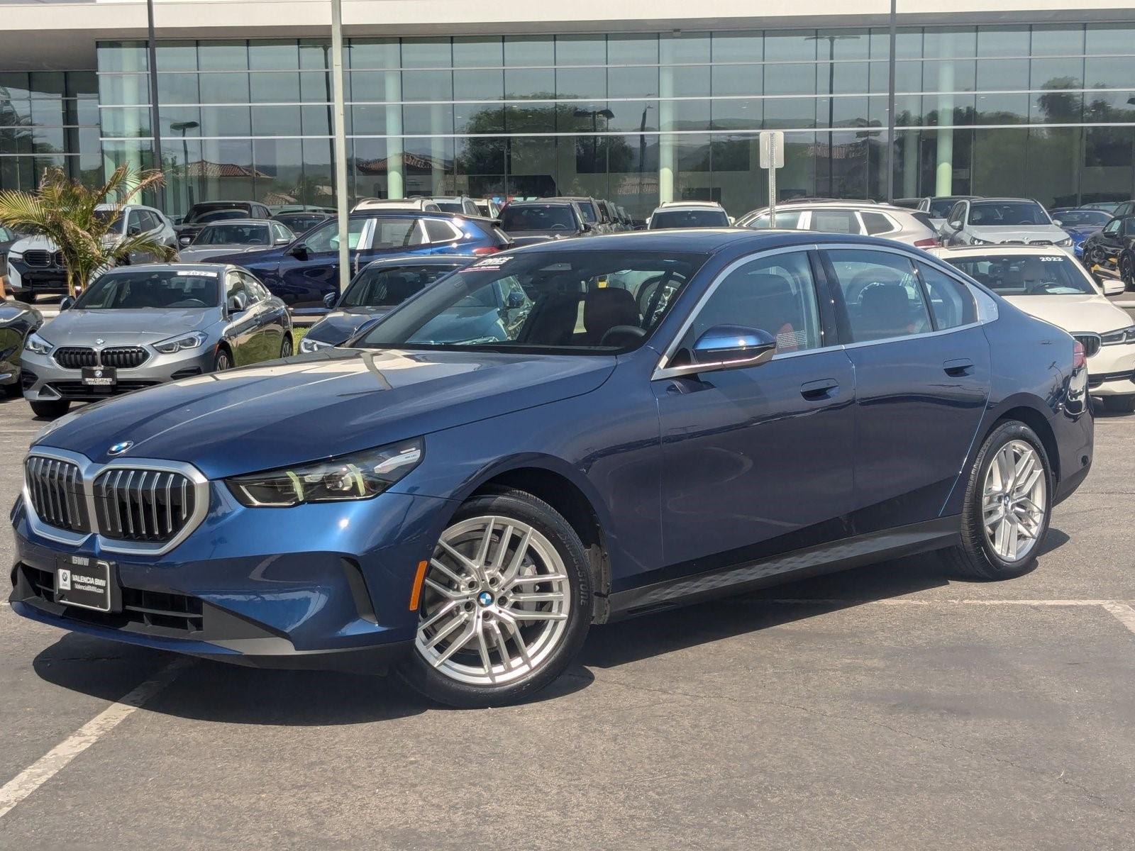 2025 BMW 530i Vehicle Photo in Valencia, CA 91355