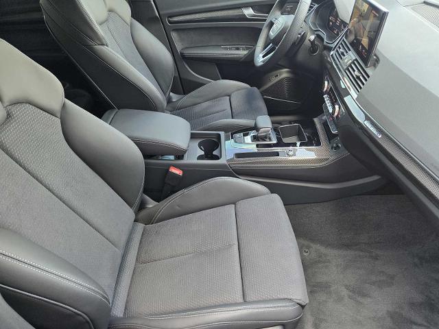 2025 Audi SQ5 Vehicle Photo in SUGAR LAND, TX 77478
