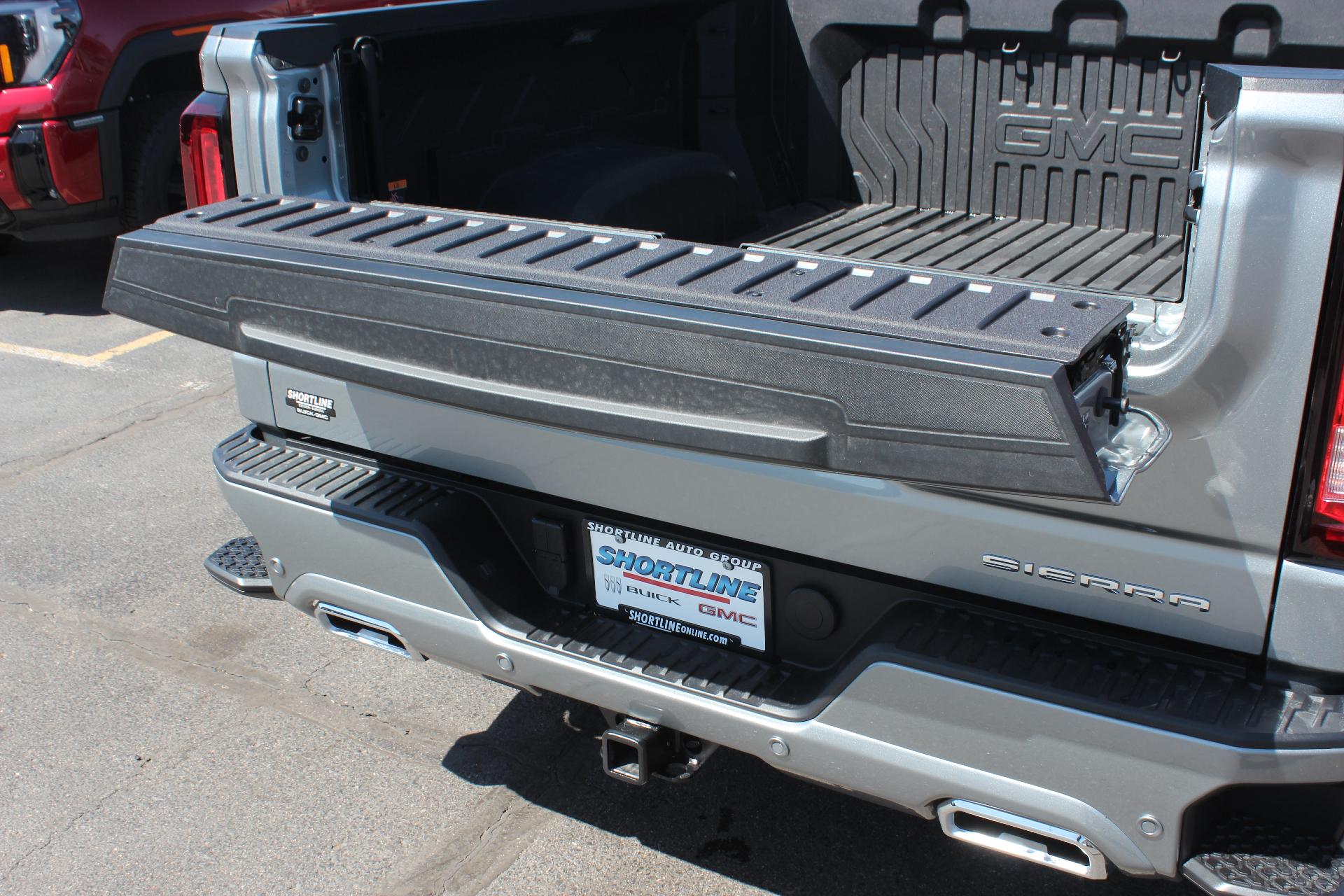 2025 GMC Sierra 1500 Vehicle Photo in AURORA, CO 80012-4011