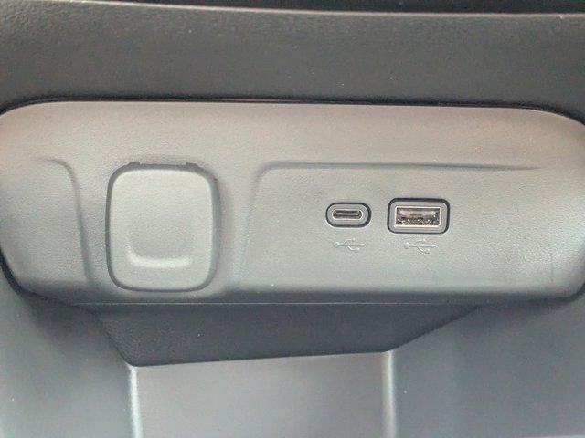 2025 Chevrolet Trax Vehicle Photo in BRUNSWICK, GA 31525-1881