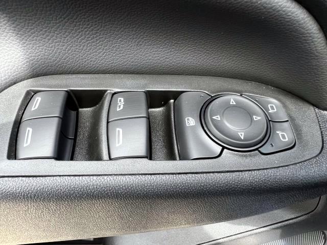 2022 Chevrolet Equinox Vehicle Photo in Roslyn, NY 11576