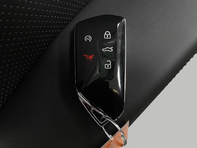 2025 Volkswagen Atlas Vehicle Photo in Appleton, WI 54913