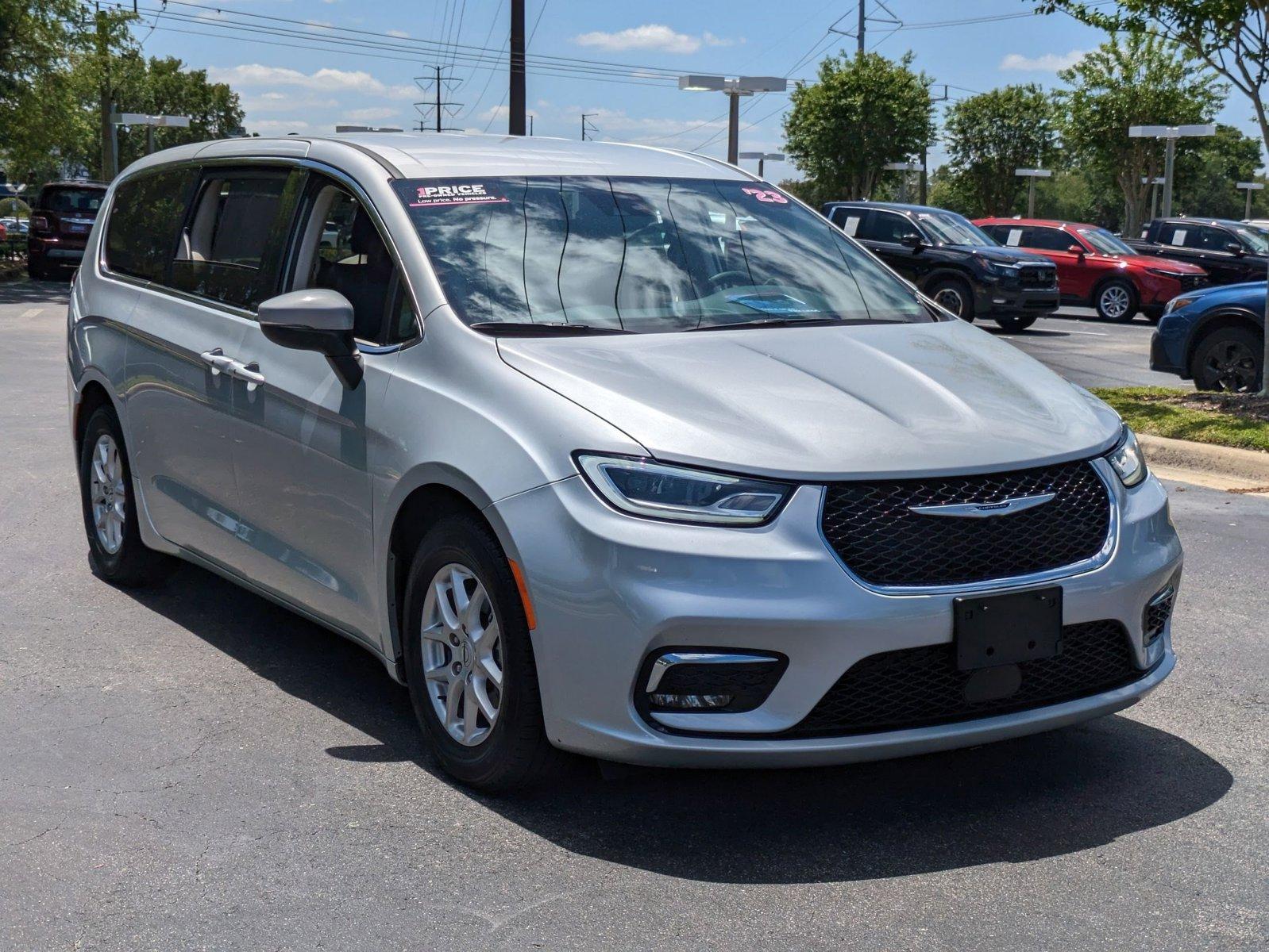 2023 Chrysler Pacifica Vehicle Photo in Jacksonville, FL 32244