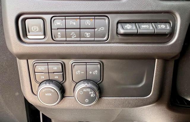 2022 Chevrolet Tahoe Vehicle Photo in EFFINGHAM, IL 62401-2832