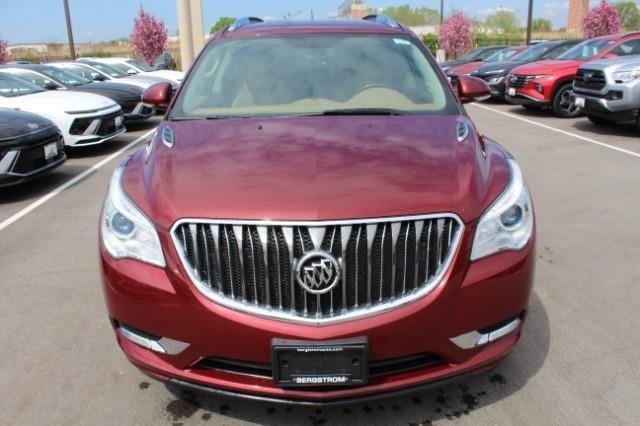 2016 Buick Enclave Vehicle Photo in Green Bay, WI 54304