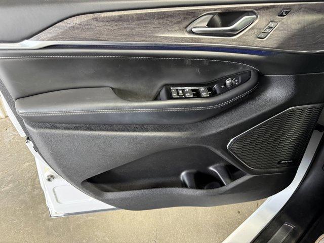 2023 Jeep Grand Cherokee Vehicle Photo in Ogallala, NE 69153