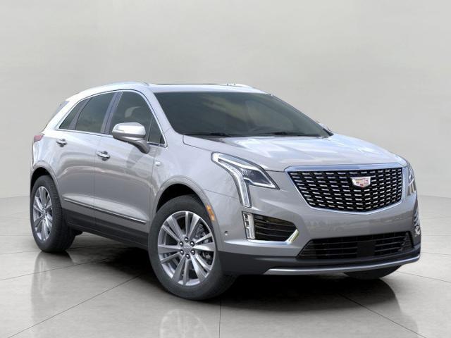 2025 Cadillac XT5 Vehicle Photo in GREEN BAY, WI 54303-3330
